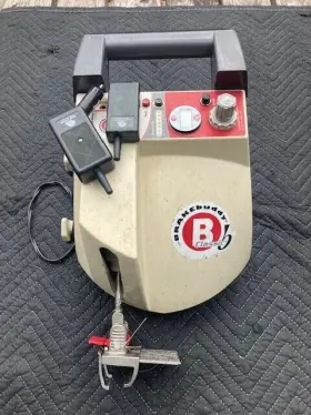 39499 Brake Buddy Digital Classic Portable Auxiliary Braking System