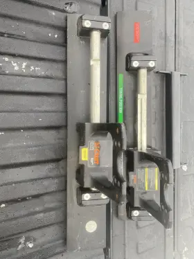 160550 Curt R20 5th Wheel Roller