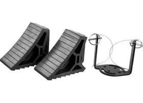 22802 Curt Manufacturing 2 Pack With Mounting Brackets Hd Wheel Chocks