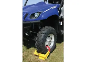 23175 Curt Manufacturing Wheel Chock Lock