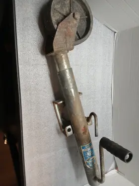 20395c Dutton-lainson Trailer Tongue Jack 1000 Lb Capacity With Wheel N Caster And Weld
