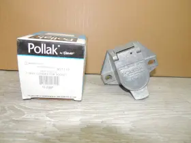 11-720p Pollak 7-way Connector Socket Metal Nos