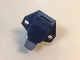 11-723 Pollak 7-way Round-pin Car-end Socket - New Open Box