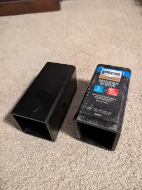 7088233 Reese Products 3 Inch Receiver To A 2.5 Opening Towing Hitch
